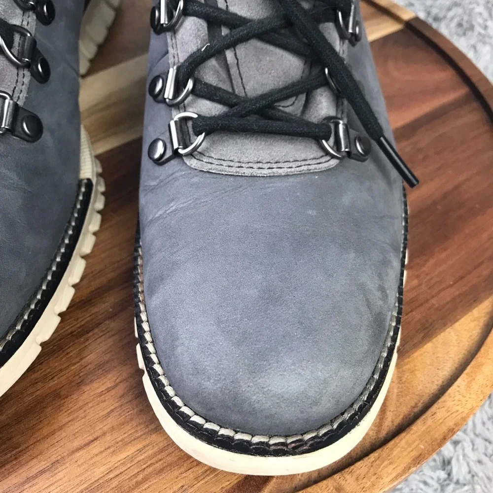 Cole Haan ZeroGrand Chukka Boots Mens 7.5M Gray Suede Water Resistant‎ Hiking